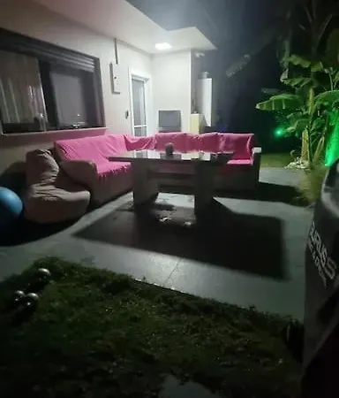 Oyster Park Isitmali Yildiz Efektli Cocuk Havuzlu Villa