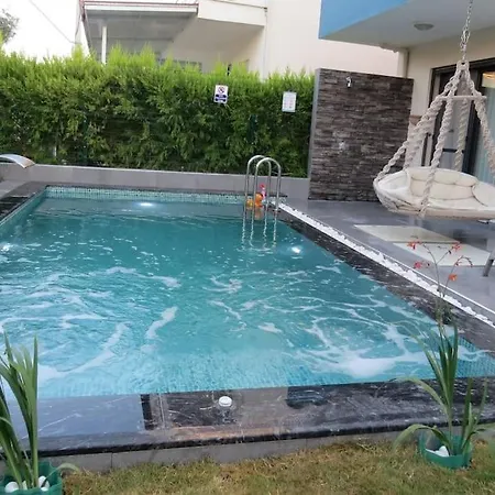 Oyster Park Isitmali Yildiz Efektli Cocuk Havuzlu Aydin