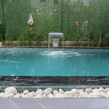 Oyster Park Isitmali Yildiz Efektli Cocuk Havuzlu Villa Aydin