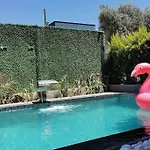 Oyster Park Heated Pool Villa *