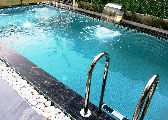 Vila Oyster Park Isitmali Yildiz Efektli Cocuk Havuzlu