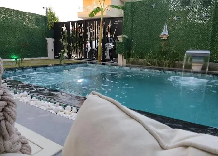 Vila Oyster Park Isitmali Yildiz Efektli Cocuk Havuzlu